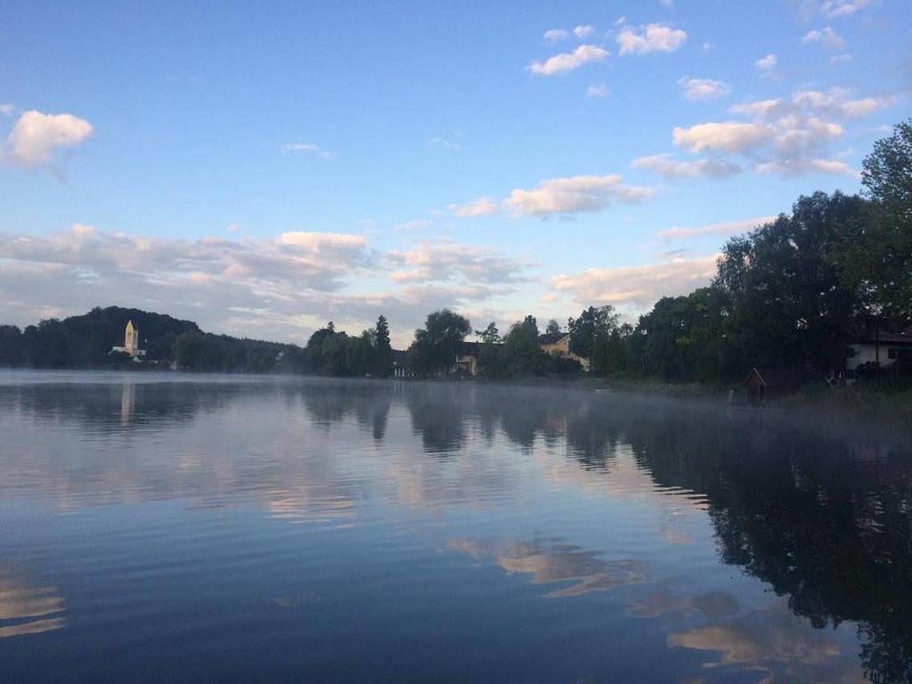 Sopherl Am See - Fruehstueck Auf Der Seeterrasse, Sehr Ruhig Und Wunderschoen Am See, 3 Minuten Nach Oberpfaffenhofen, Viele Radtouren, Restaurants & Cafes In Der Umgebung Weßling Dış mekan fotoğraf