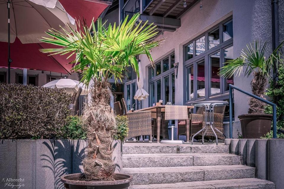 Sopherl Am See - Fruehstueck Auf Der Seeterrasse, Sehr Ruhig Und Wunderschoen Am See, 3 Minuten Nach Oberpfaffenhofen, Viele Radtouren, Restaurants & Cafes In Der Umgebung Weßling Dış mekan fotoğraf
