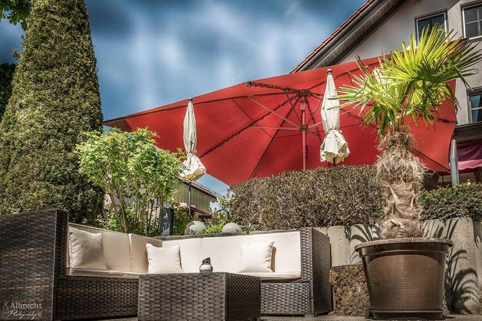 Sopherl Am See - Fruehstueck Auf Der Seeterrasse, Sehr Ruhig Und Wunderschoen Am See, 3 Minuten Nach Oberpfaffenhofen, Viele Radtouren, Restaurants & Cafes In Der Umgebung Weßling Dış mekan fotoğraf